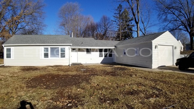 property at 800 15th Ave
