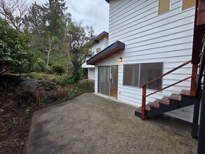 2136 N 187th St in Shoreline, WA - Building Photo - Building Photo