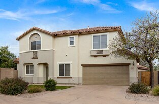 664 E Mariposa Pl in Chandler, AZ - Building Photo