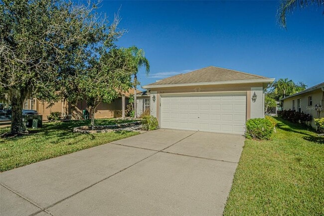 9608 Rolling Cir in San Antonio, FL - Building Photo - Building Photo