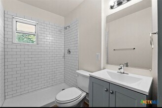 2901 W Avenue B in Temple, TX - Building Photo - Building Photo