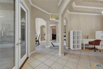 9752 Trophy Oaks Dr in Garden Ridge, TX - Building Photo - Building Photo