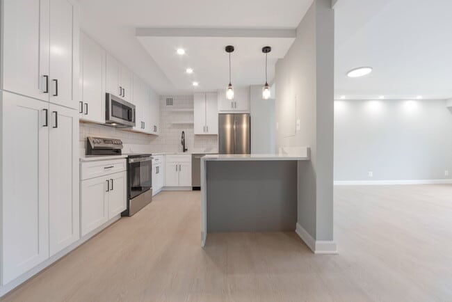 property at 205 Yoakum Pky