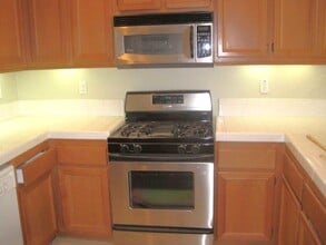 2894 Echo Springs Dr in Corona, CA - Building Photo - Building Photo