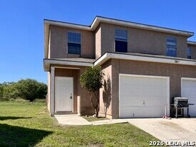 5607 Golf Mist in San Antonio, TX - Building Photo