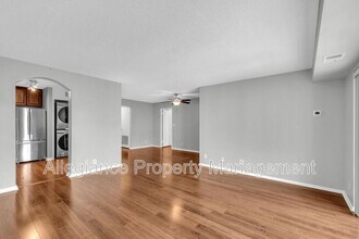 5904 Mt Eagle Dr in Alexandria, VA - Building Photo - Building Photo