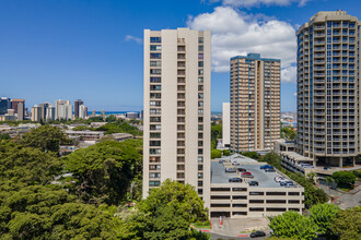 Nuuanu Brookside in Honolulu, HI - Building Photo - Building Photo