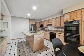 2590 Sykes Creek Dr in Merritt Island, FL - Building Photo - Building Photo