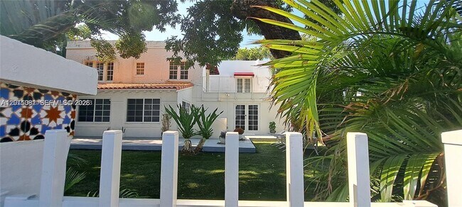 846 Michigan Ave in Miami Beach, FL - Building Photo - Building Photo