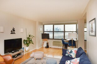 7000 Boulevard, Unit 15D in Guttenberg, NJ - Building Photo