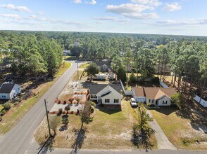 1098 E Longleaf Dr in Southport, NC - Building Photo - Building Photo