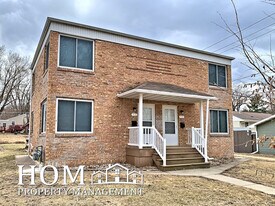513 W 11th St in Mankato, MN - Building Photo