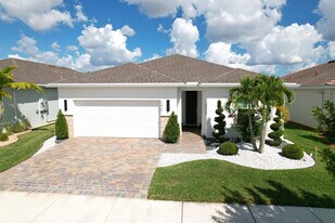 13412 SW Vermillion Cir in Port St. Lucie, FL - Building Photo