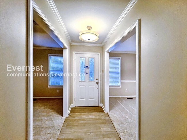 121 Illinois Bayou Dr in Sherwood, AR - Foto de edificio - Building Photo