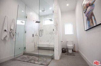 1420 Stearns Dr in Los Angeles, CA - Building Photo - Building Photo