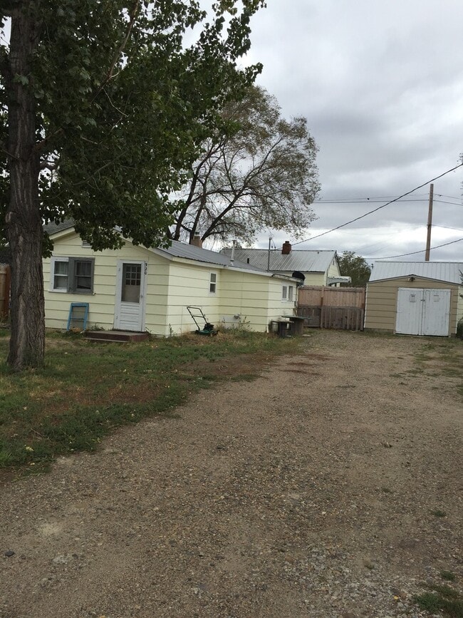 property at 920 Gordon St