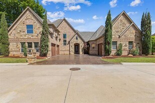 1210 Haven Cir in Southlake, TX - Building Photo