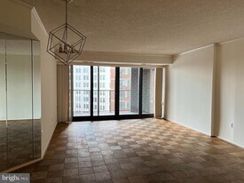 1420 Locust St in Philadelphia, PA - Building Photo