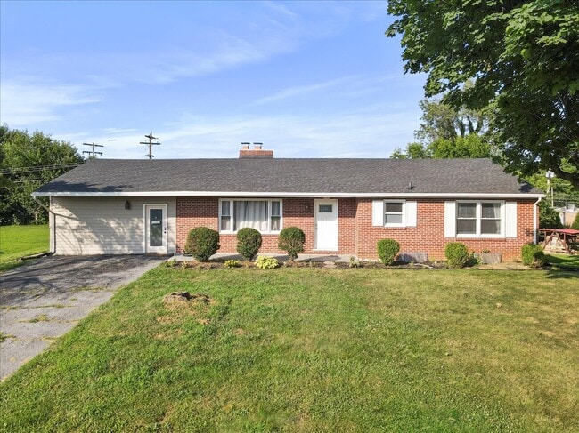 13715 Dixie Dr, Unit Full Home