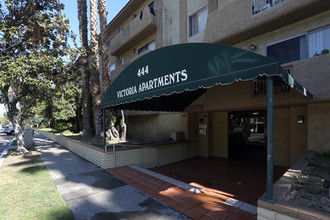 The Victoria Apartments in Los Angeles, CA - Foto de edificio - Building Photo