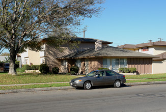 13291 Verde St in Garden Grove, CA - Building Photo - Building Photo