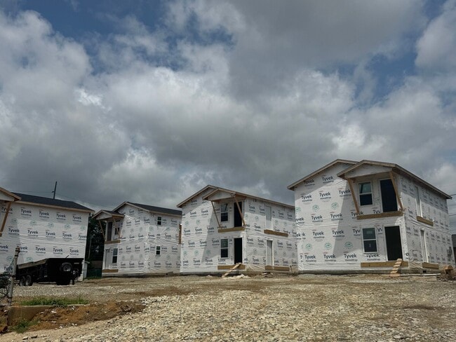 Sunrise Suites Apartments