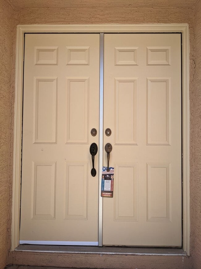 2009 Clover Path St in Las Vegas, NV - Building Photo - Building Photo