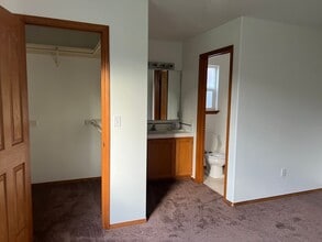 1342 Chaparrel Dr in Mckinleyville, CA - Building Photo - Building Photo