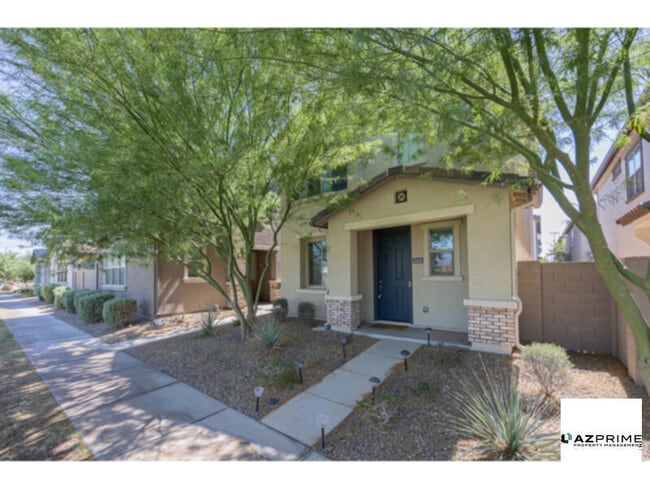property at 5818 W Illini St
