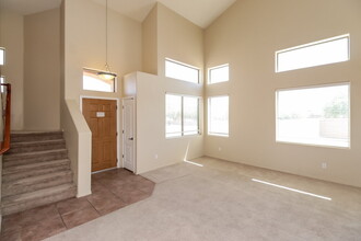 5562 S Lemon Tree Dr in Tucson, AZ - Building Photo - Building Photo