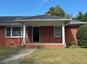 1206 S 9th St in Lillington, NC - Building Photo