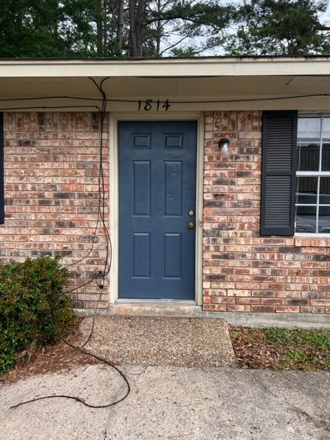 property at 1814 W California Ave