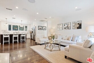 3955 Weslin Ave in Los Angeles, CA - Building Photo - Building Photo