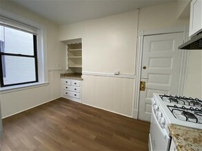 12 Lee St, Unit 2A in Cambridge, MA - Building Photo - Building Photo