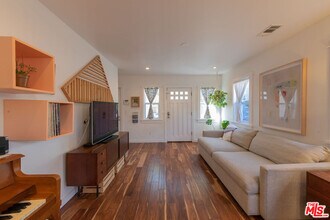 5117 Lincoln Ave in Los Angeles, CA - Building Photo - Building Photo