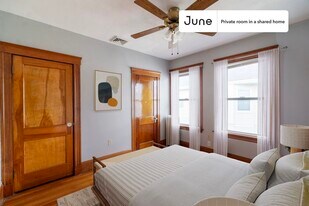Room in Shared 5 bed/2 bath home, Unit B in Medford, MA - Building Photo