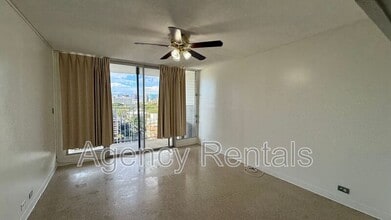 1125 Young St in Honolulu, HI - Building Photo - Building Photo