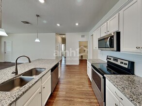 509 Pine Terrace Dr in Ruskin, FL - Building Photo - Building Photo