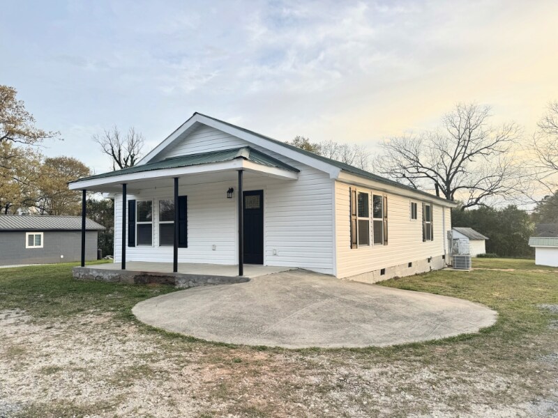 385 Main St in Iva, SC - Building Photo