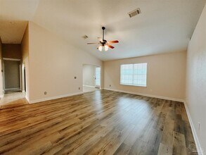 1240 Benning Pl in Pensacola, FL - Building Photo - Building Photo