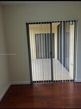 5721 Riverside Dr in Coral Springs, FL - Building Photo - Building Photo