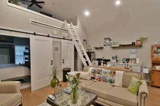 4875 Main St in Chappell Hill, TX - Building Photo - Building Photo