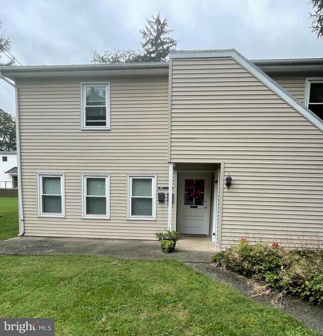 property at 269 Elizabeth St