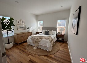 1289 W 22nd St in Los Angeles, CA - Building Photo