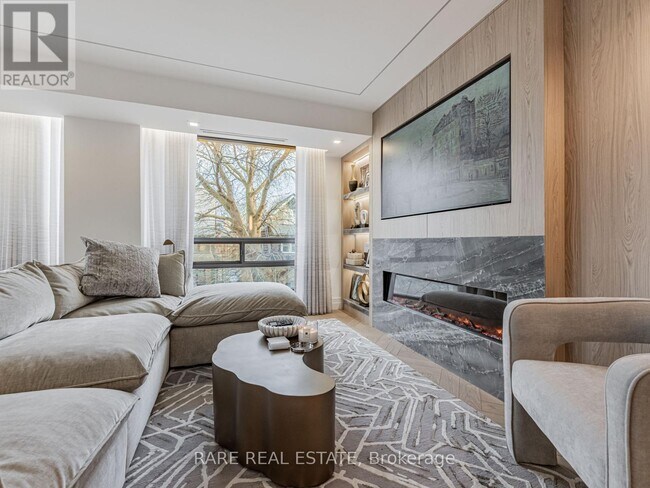 449 Walmer Rd in Toronto, ON - Building Photo - Building Photo