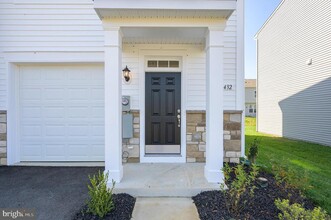 432 Husky Trl in Martinsburg, WV - Building Photo - Building Photo