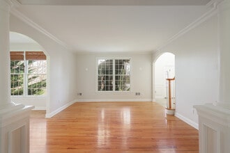 31 Washington Valley Rd in Warren, NJ - Building Photo - Building Photo