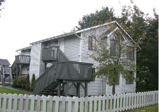 Bellingham 4-Plex in Bellingham, WA - Building Photo - Building Photo