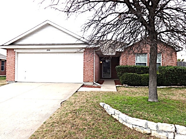 1898 Barton Springs Dr in Little Elm, TX - Building Photo