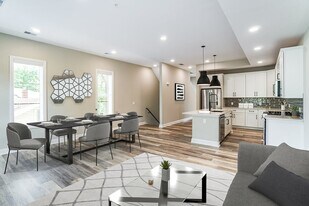 244 Vester St, Unit 1